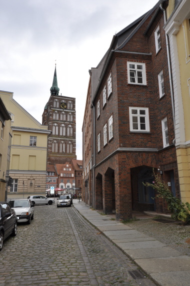 Blick auf die Nikolaikirche und den Alten Markt